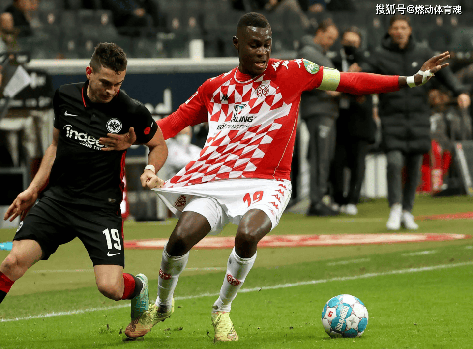 包含今晚门兴格拉德巴赫备战德甲，回应争议细节曝光，目标明确，年轻球员得到机会的词条