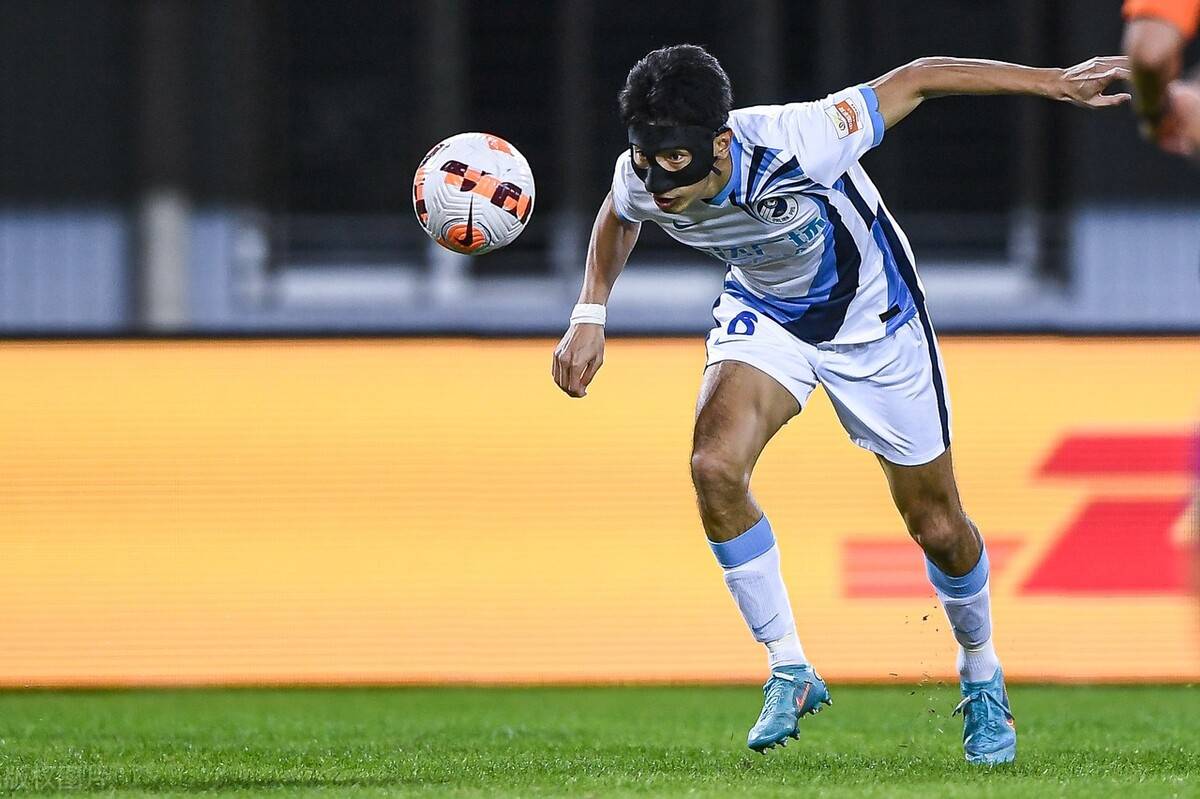 包含赛前中超传出新动向，波尔图回应争议，管理层表态——震撼外界，细节决定成败的词条