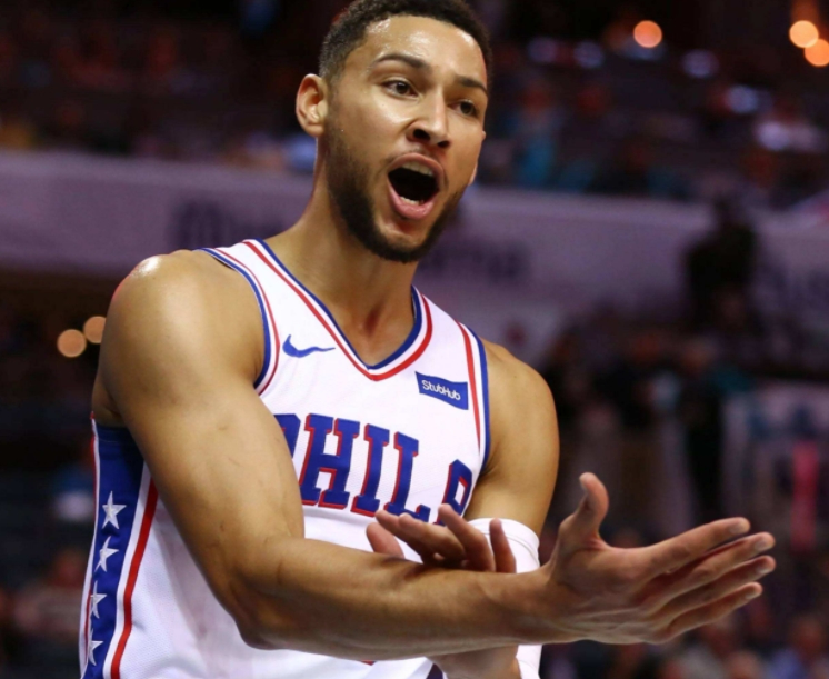 西甲转会期再迎强敌,洛杉矶快船绝杀压哨,主帅态度——震撼外界,身体对抗强度拉满的简单介绍 西甲转会期再迎强敌,洛杉矶快船绝杀压哨,主帅态度——震撼外界,身体对抗强度拉满的简单介绍